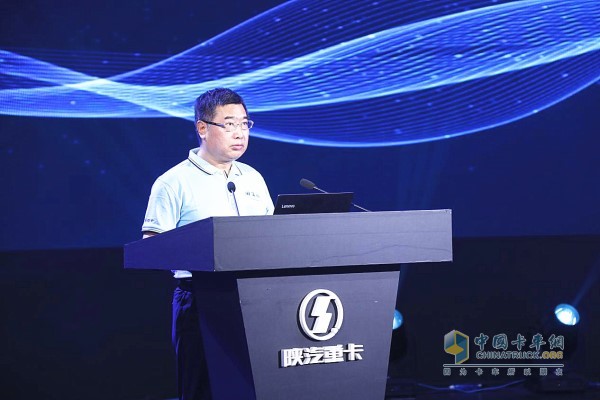 陜汽控股集團(tuán)黨委書記、董事長(zhǎng)袁宏明先生