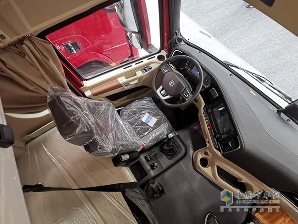 全新的駕乘空間設(shè)計(jì)