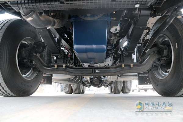 大運(yùn)N8E鉅贏版搭載濰柴WP10H發(fā)動機(jī)