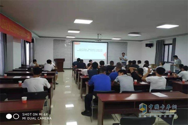 汕德卡服務智能通應用及駕駛技巧講解現(xiàn)場