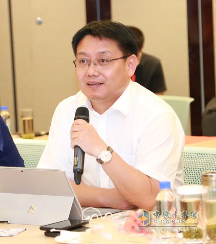 江淮汽車(chē)輕型商用車(chē)營(yíng)銷(xiāo)公司總經(jīng)理張先華