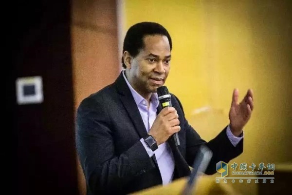 伊頓公司董事長(zhǎng)兼首席執(zhí)行官Craig Arnold