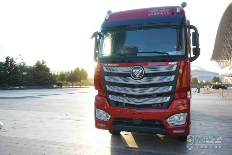 30秒可通過收費(fèi)站 歐曼超級重卡綠通ETC暢通版上市