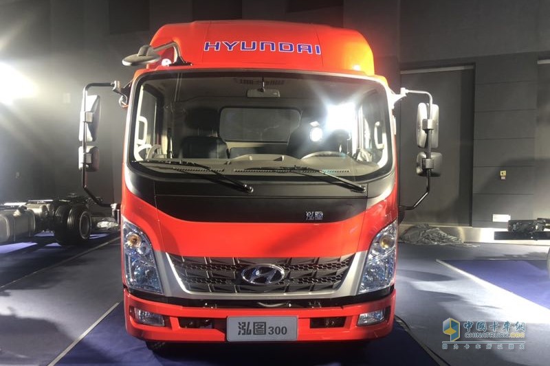 “展泓圖，創(chuàng)新篇”，四川現(xiàn)代發(fā)布泓圖系列輕卡