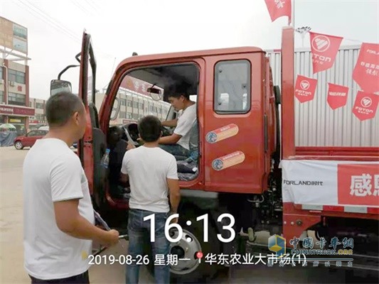 華東農(nóng)業(yè)大市場領(lǐng)航輕卡