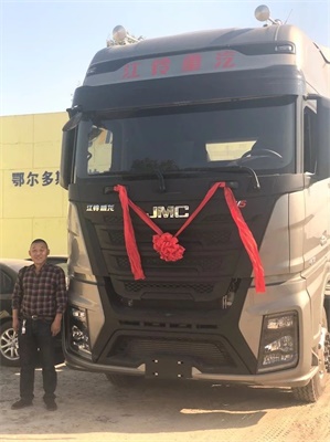 江鈴?fù)圚V5重卡