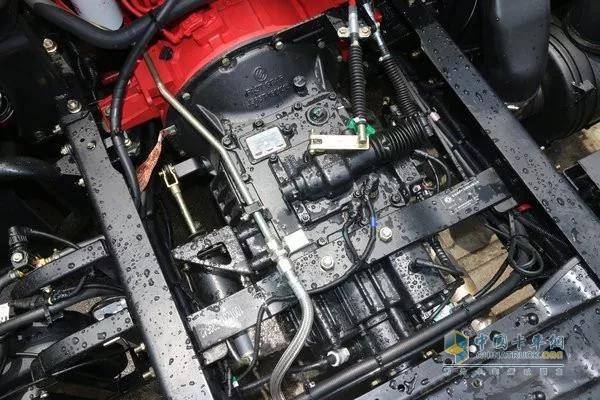 東風(fēng)多利卡D9搭載康明斯發(fā)動(dòng)機(jī)