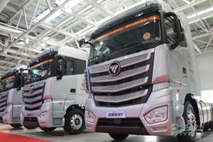 國(guó)家盛世之后歐曼再送兩重喜  歐曼國(guó)典版重卡等你購(gòu)、萬(wàn)元節(jié)油基金等你拿