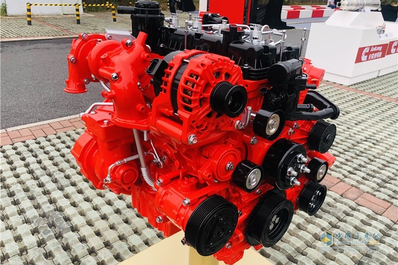 【合肥站】“創(chuàng)價(jià)值 驅(qū)前行 贏(yíng)未來(lái)”--康明斯百年巡展走進(jìn)安康