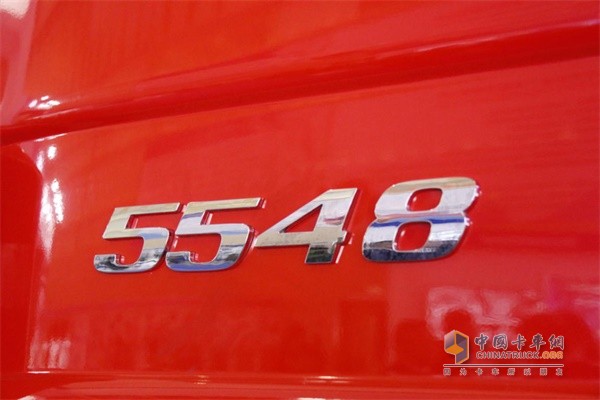 采用奔馳OM501 LA發(fā)動(dòng)機(jī)