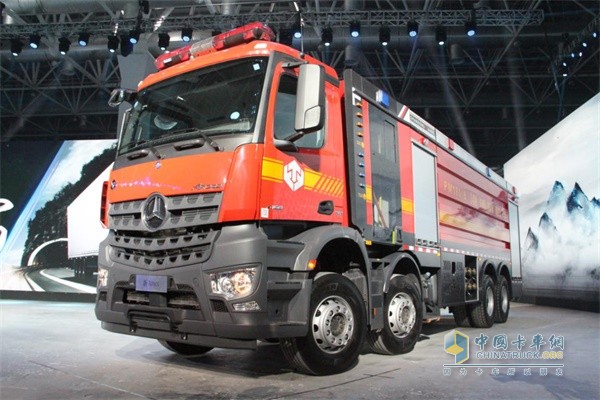 奔馳Arocs全能底盤(pán)