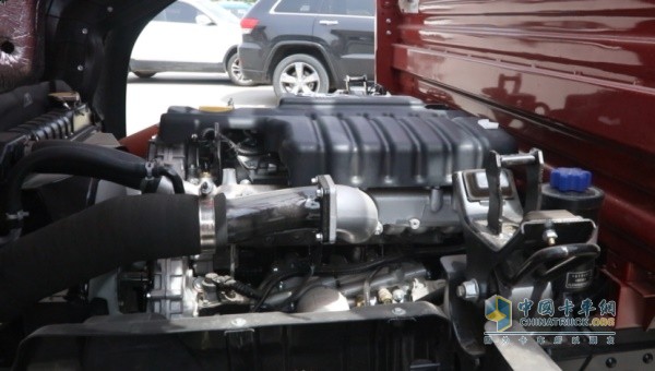 領(lǐng)航輕卡搭載云內(nèi)動(dòng)力