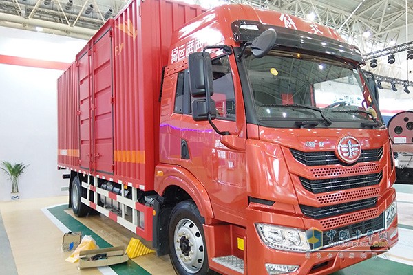 一汽解放龍VH2.0載貨車(chē)