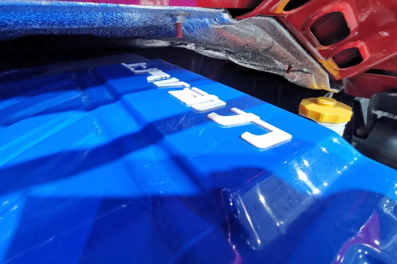 【武漢車展】上汽躍進(jìn)國(guó)六AMT新品發(fā)布會(huì)暨首批紀(jì)念版交車儀式