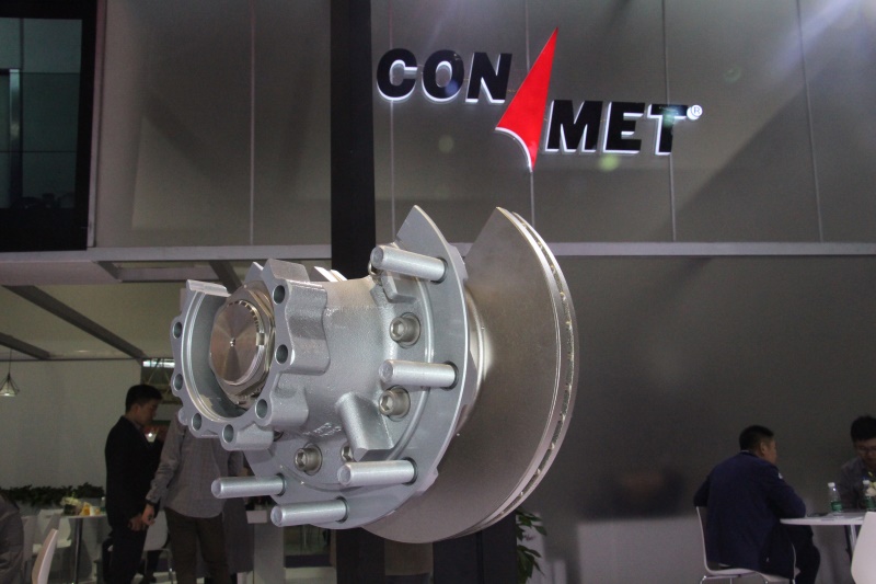 “輕裝上陣 盈者無(wú)畏”，康邁武漢車(chē)展“轂”動(dòng)人心