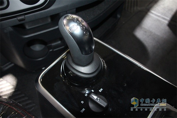 采埃孚自動(dòng)擋變速箱換擋裝置