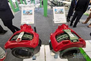 ［武漢車展］容積達(dá)130方的集裝箱亮相武漢車展  鑼響掛車合規(guī)產(chǎn)品更驚艷  