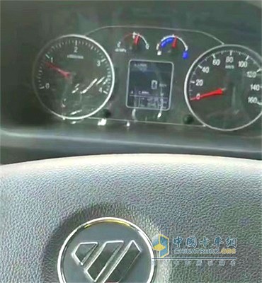 談慶林的這輛福田瑞沃ES3一年零四個(gè)月跑了6萬多公里