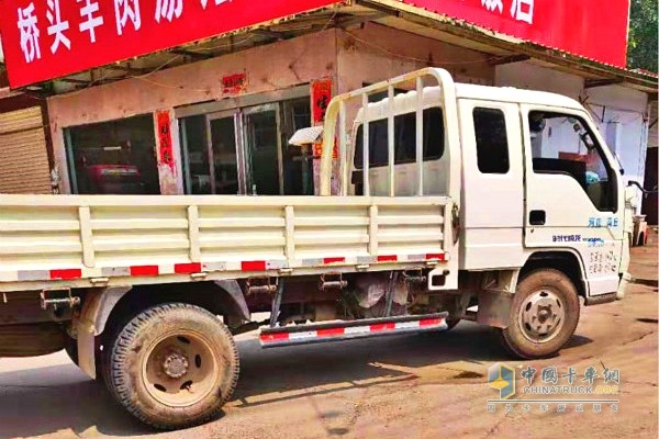 王海南認(rèn)為，時(shí)代小卡之星配置經(jīng)濟(jì)實(shí)惠，通過性好