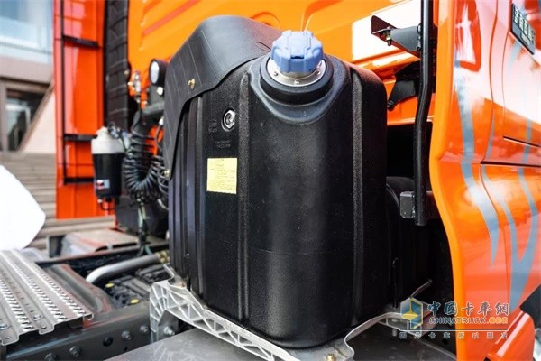 中國(guó)重汽SCR尿素加熱系統(tǒng)