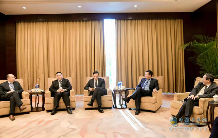 東風(fēng)康明斯發(fā)動機有限公司相關(guān)領(lǐng)導(dǎo)