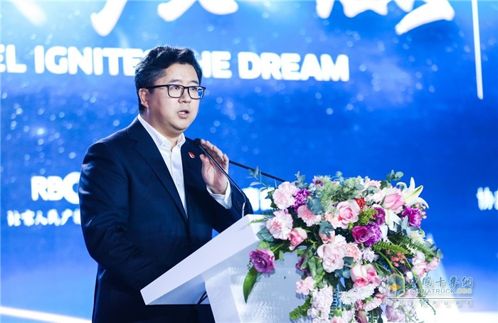 共青團(tuán)北京市委員會副書記毛曉剛致辭