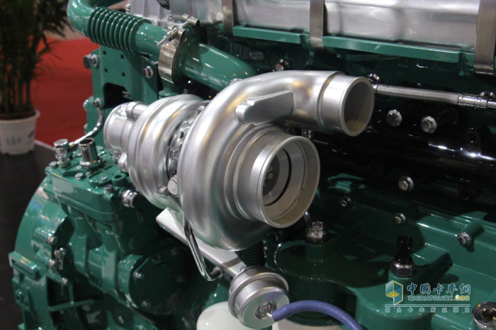 奧威6SM3系列的功率覆蓋范圍350-470馬力，相比國五產(chǎn)品在動力方面提升了10%