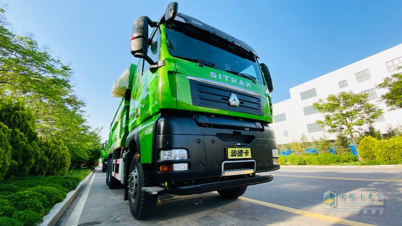 “全勤汕德卡，高效王中王”,中國重汽汕德卡6×4智能渣土車線上搶購會(huì)