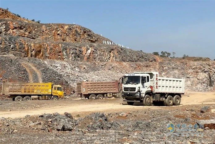 東風天龍KC自動駕駛工程車