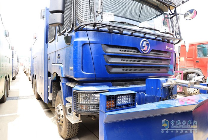 全車MAN技術的漢德輪邊減速橋，技術成熟，性能穩(wěn)定