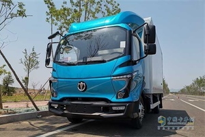 為什么那么迫切想成為體驗官？ 曹茂盛說因為我知道飛碟汽車有多好