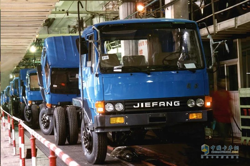 回憶解放7代卡車經(jīng)典 見證解放研發(fā)70年不忘初心