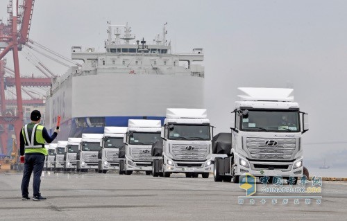 XCIENT 氫燃料電池重卡(XCIENT Fuel Cell)”10臺裝運出口瑞士