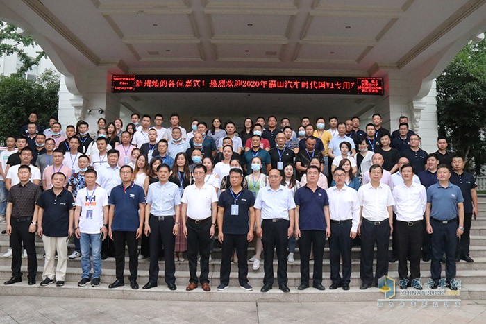 品質(zhì)擔(dān)當(dāng)共享共贏，時(shí)代汽車以國六為契機(jī)，做行業(yè)內(nèi)最專業(yè)的專用車底盤供應(yīng)商