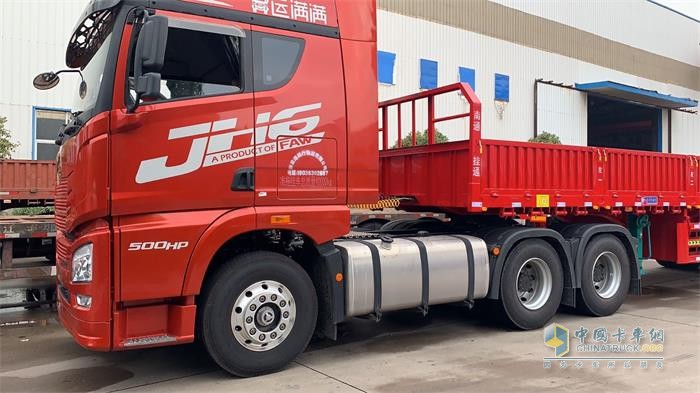 解放動(dòng)力500馬力奧威發(fā)動(dòng)機(jī)實(shí)現(xiàn)了高時(shí)效、低油耗