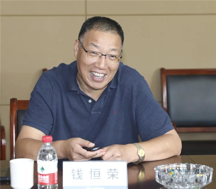 一汽解放總經(jīng)理助理、發(fā)動機(jī)事業(yè)部黨委書記、總經(jīng)理錢恒榮