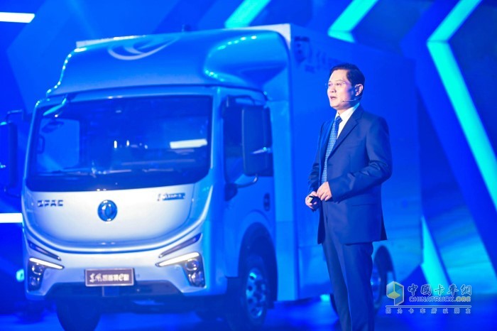 東風(fēng)汽車股份執(zhí)行副總經(jīng)理李祥平