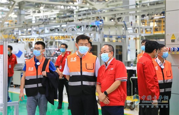 東風(fēng)汽車(chē)股份總經(jīng)理李軍智赴東康調(diào)研指導(dǎo)