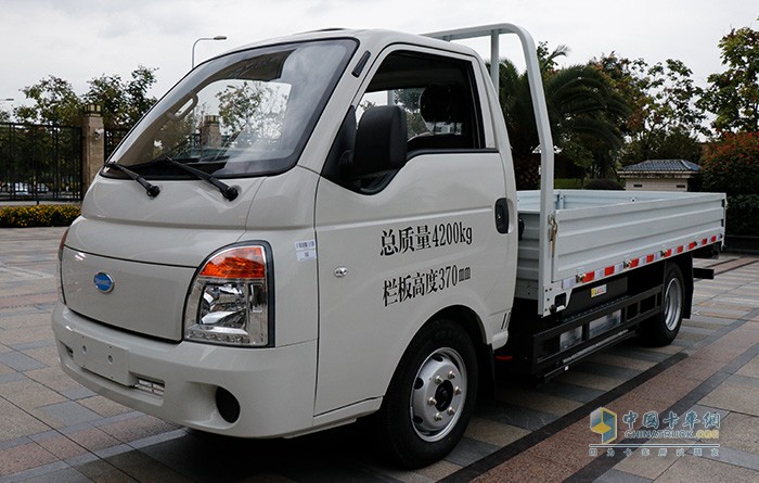 K10純電動(dòng)欄板物流車(chē)