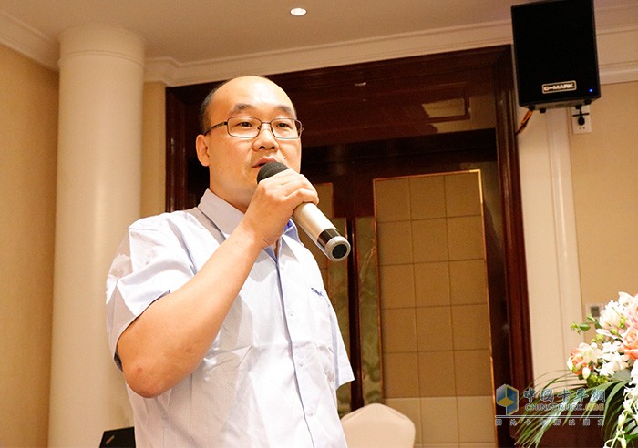 南京金龍客車(chē)制造有限公司輕型車(chē)銷(xiāo)售公司西南大區(qū)總經(jīng)理張良