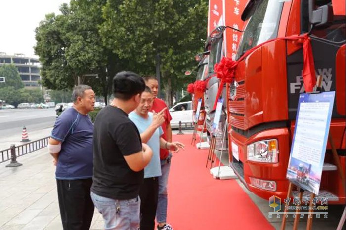 為用戶講解產品