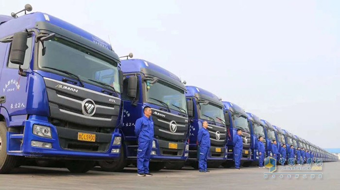 ?清源集團(tuán)現(xiàn)有歐曼?；愤\(yùn)輸車(chē)