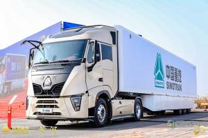 “黃河重卡 未來你好” 中國重汽黃河重卡溯源之旅啟動(dòng)出發(fā)