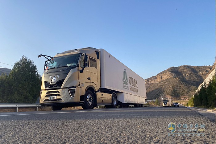 中國(guó)重汽黃河重卡