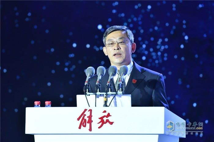 一汽解放副總經(jīng)理、商用車開發(fā)院院長(zhǎng)、黨委書記吳碧磊解讀2021年主銷產(chǎn)品