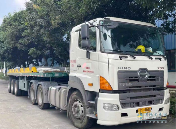 在陳生看來，廣汽日野700重卡皮實耐用，適合運輸鋼材，出勤率很高