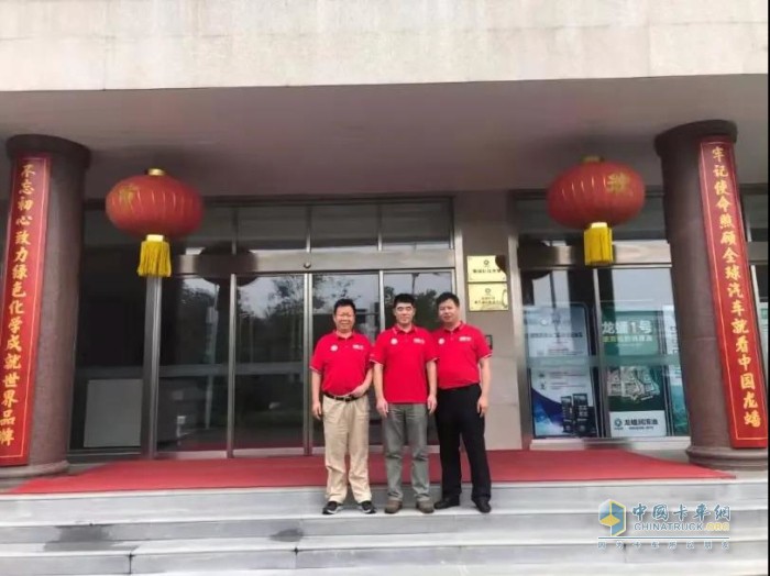 龍?bào)?潤(rùn)滑油 零部件 經(jīng)銷商