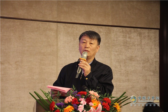 開(kāi)沃集團(tuán)專用車事業(yè)部副董事長(zhǎng)、四川開(kāi)沃汽車有限公司總經(jīng)理邢宇輝