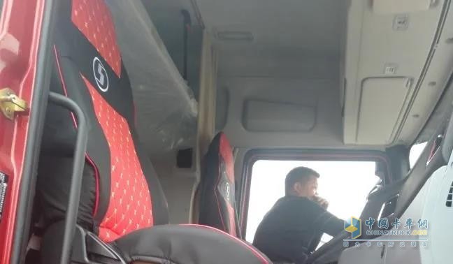 西安康明斯 發(fā)動(dòng)機(jī) 國(guó)六