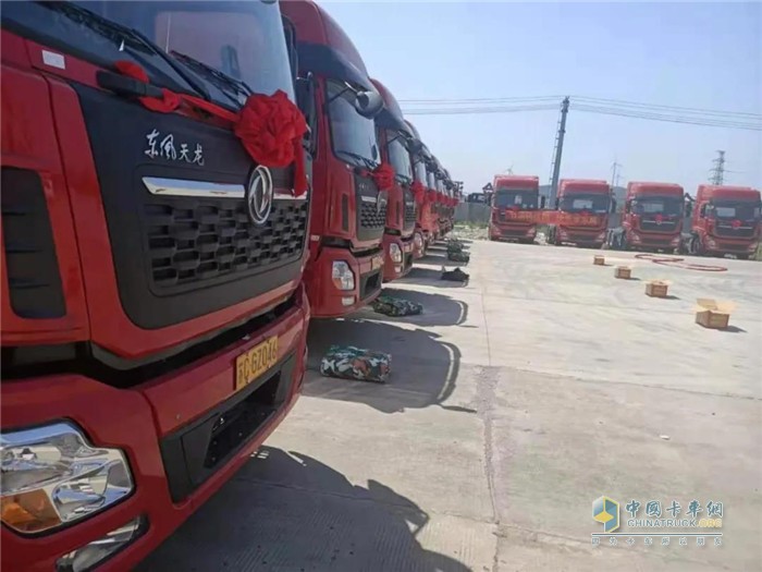 東風(fēng)商用車  天龍  牽引車